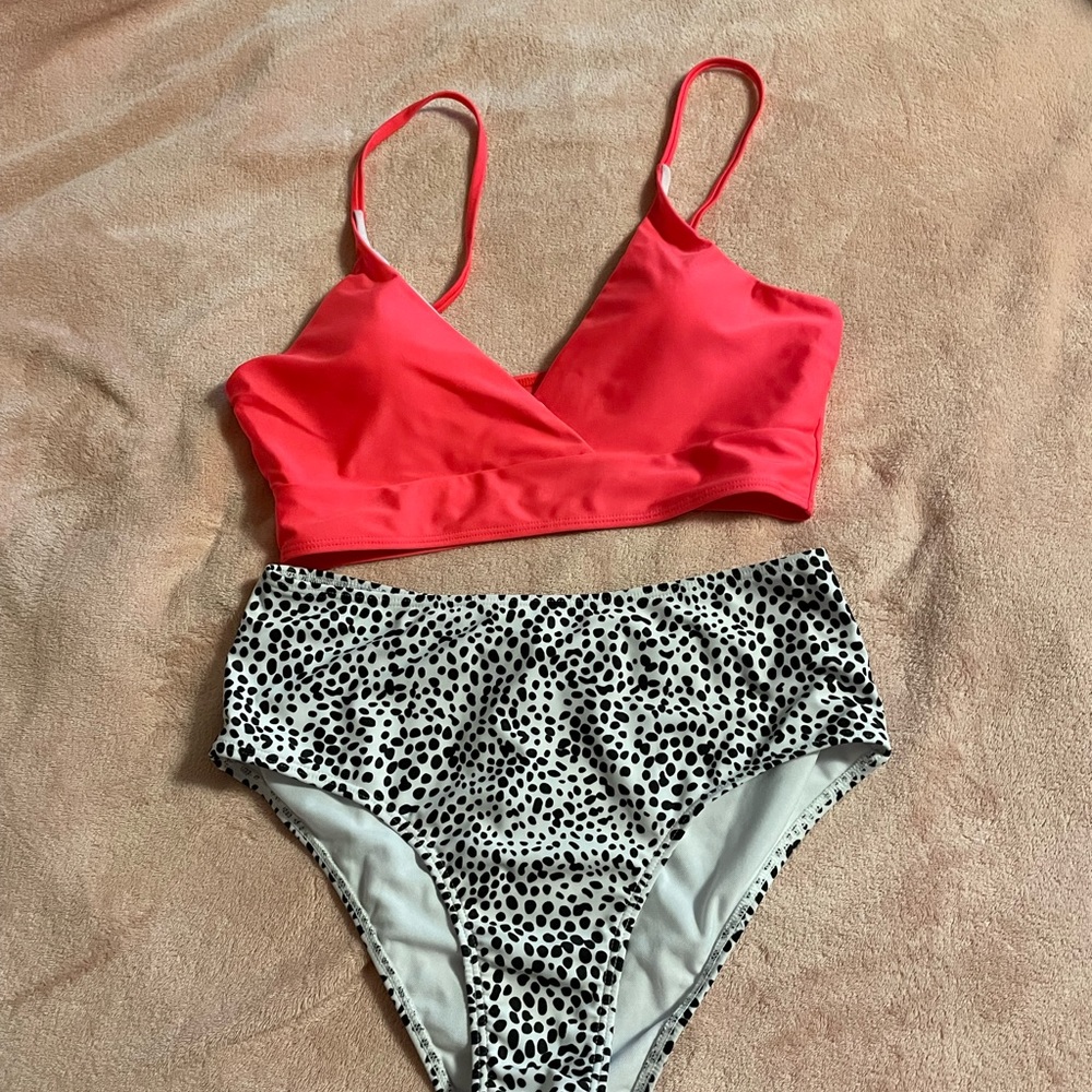 Bathing suit